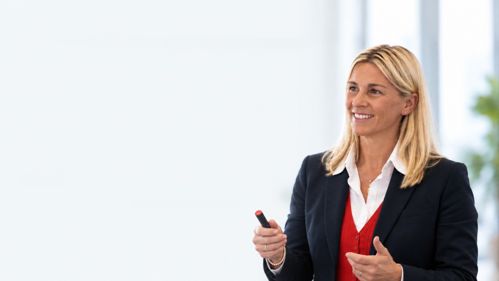 Kathrin Grajez, Trainerin und Coach von LIGA ONE, im Vortrag